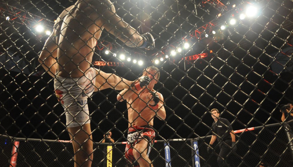 Liam Harrison Withdraws from Mayweather Fight Due to Knee Injury